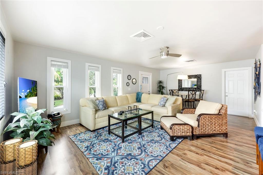 NAPLES PARK - Residential