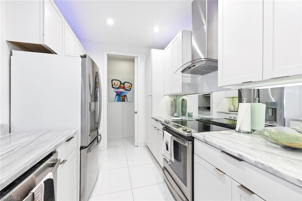 VANDERBILT RESERVE - Residential Lease