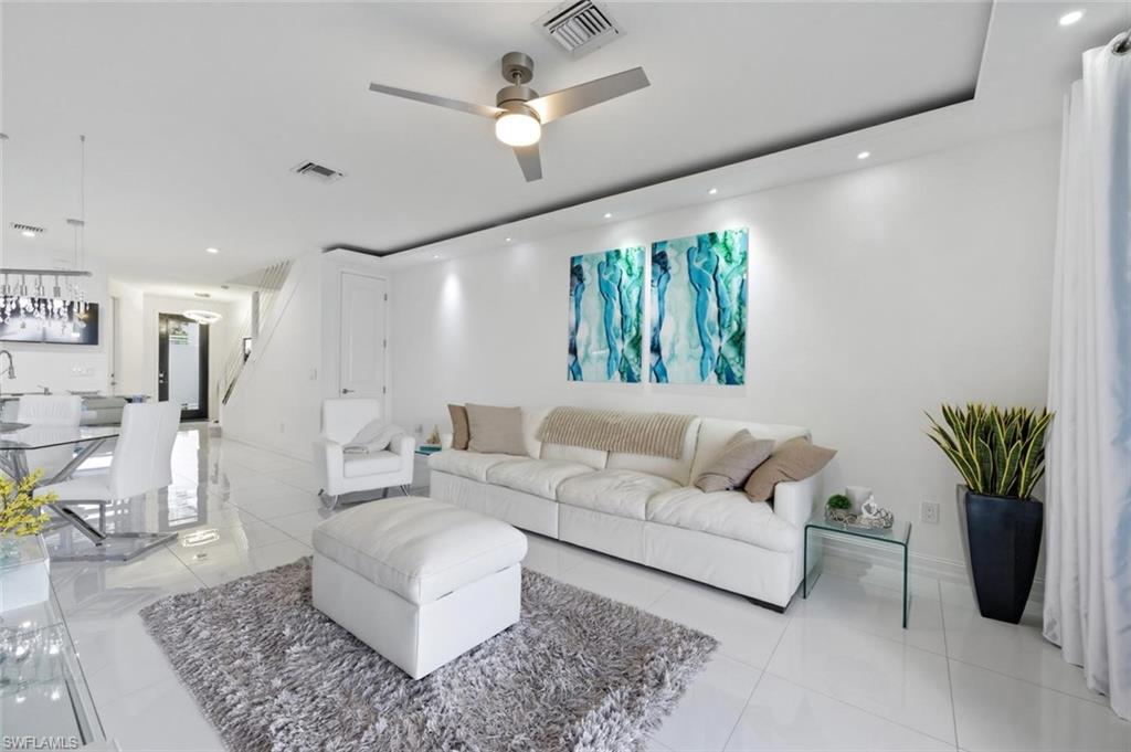 VANDERBILT RESERVE - Residential Lease