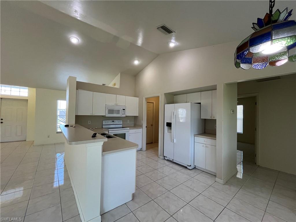 CAPE CORAL - Residential Lease