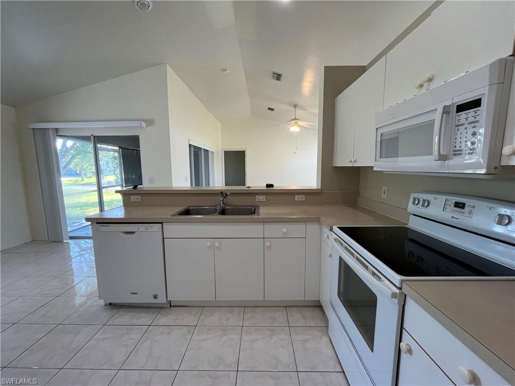 CAPE CORAL - Residential Lease