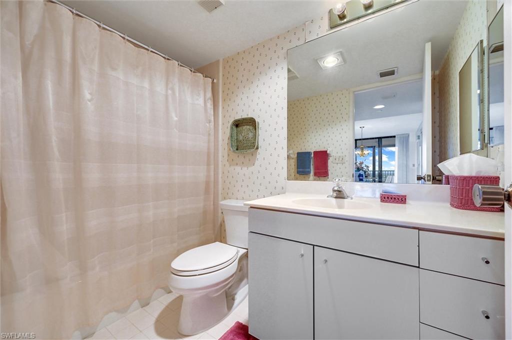 CHATEAUMERE ROYALE - Residential Lease