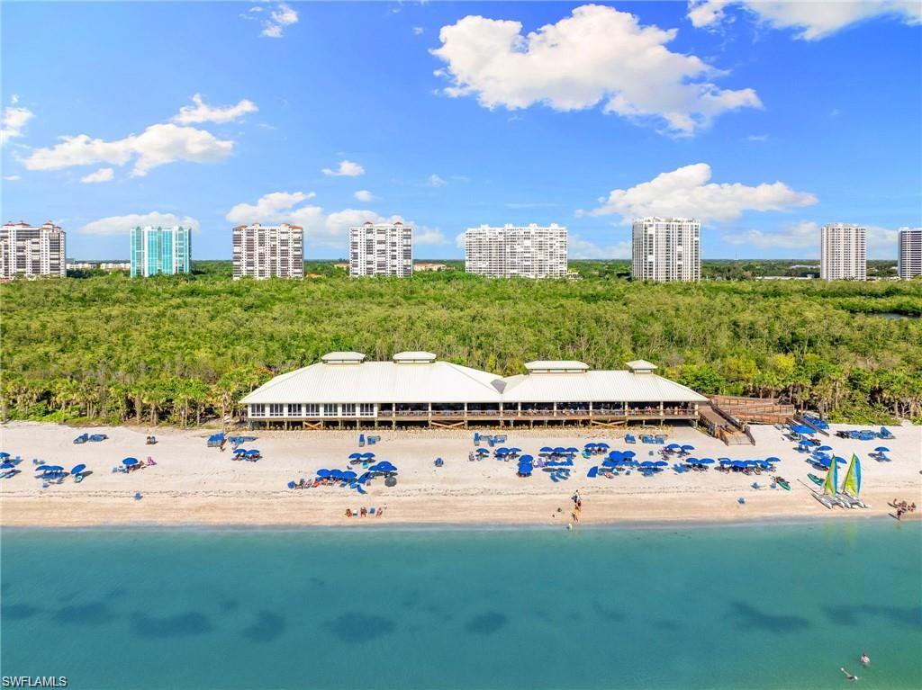 CHATEAUMERE ROYALE - Residential Lease