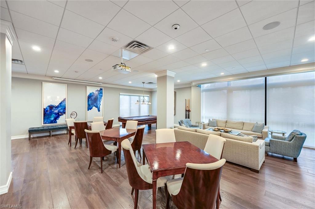 CHATEAUMERE ROYALE - Residential Lease