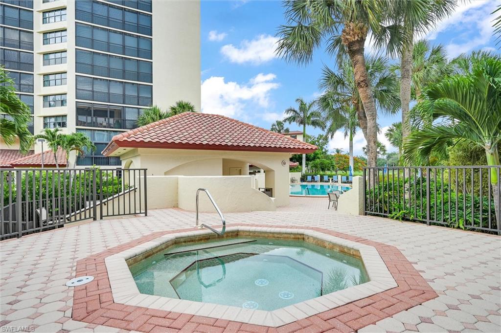 CHATEAUMERE ROYALE - Residential Lease
