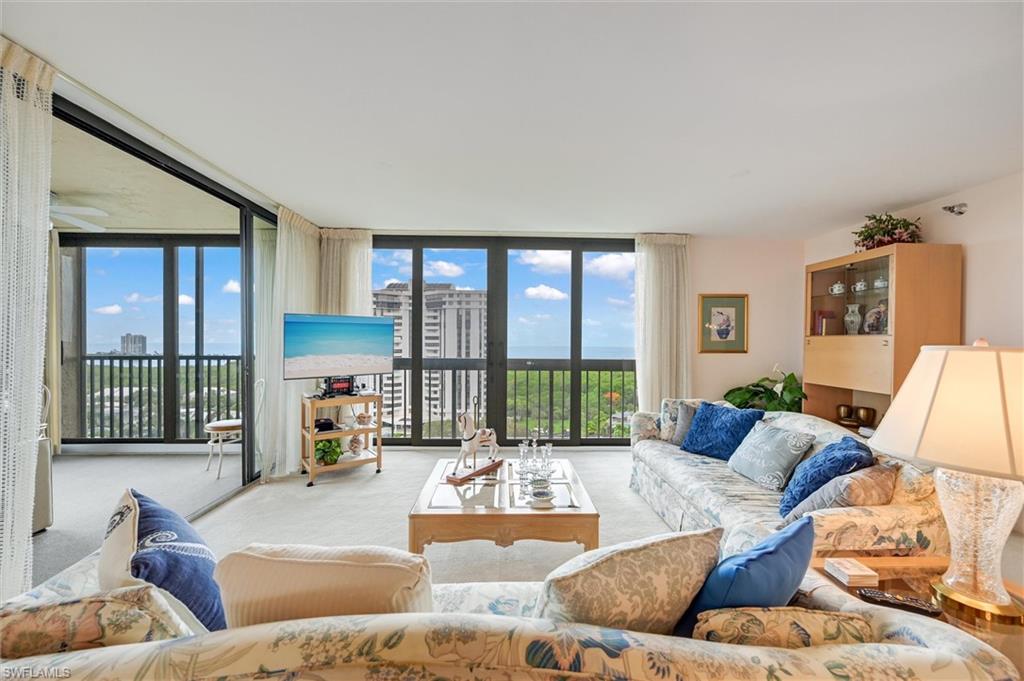 CHATEAUMERE ROYALE - Residential Lease