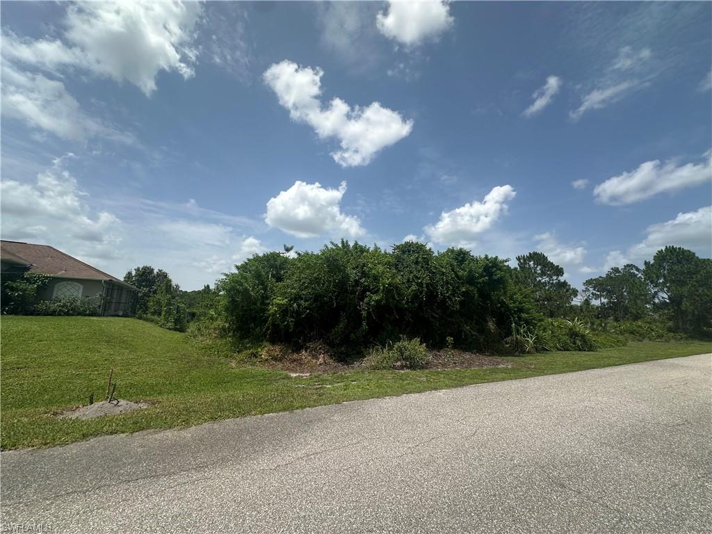 LEHIGH ACRES - Land