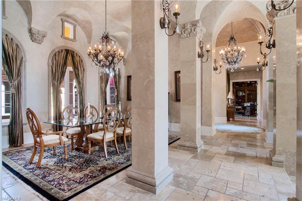 ESCADA AT TIBURON - Residential