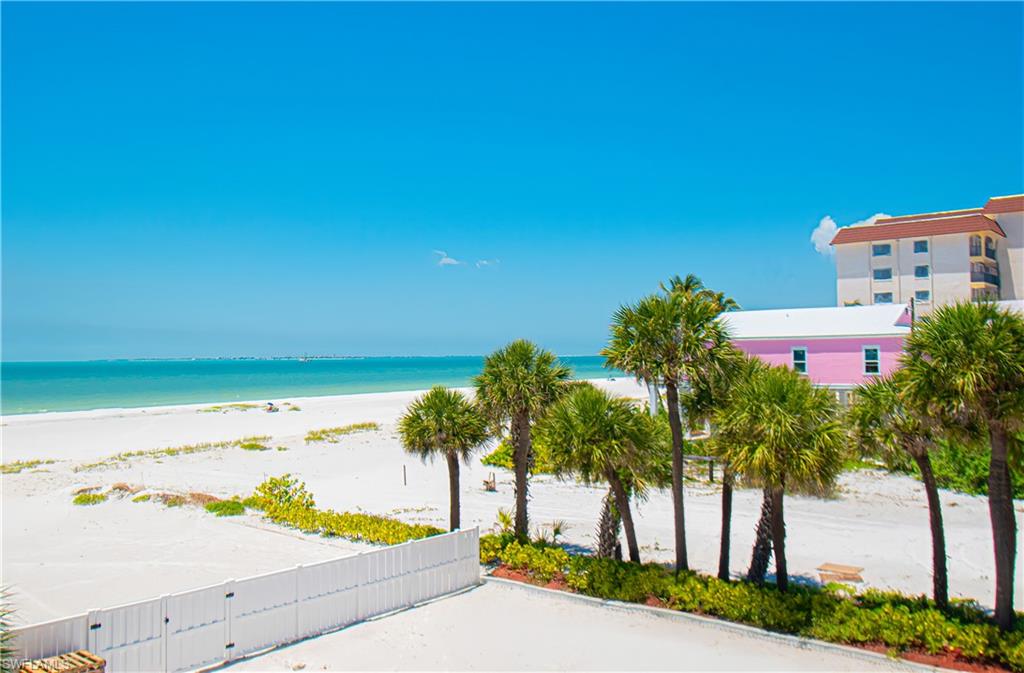 ISLAND SHORES - Land