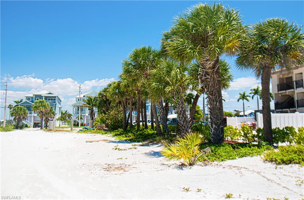 ISLAND SHORES - Land