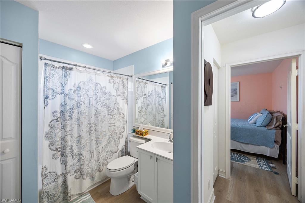 SAPPHIRE LAKES - Residential Lease