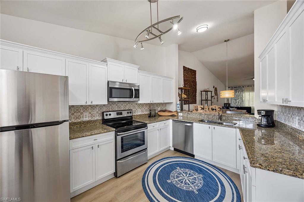 SAPPHIRE LAKES - Residential Lease