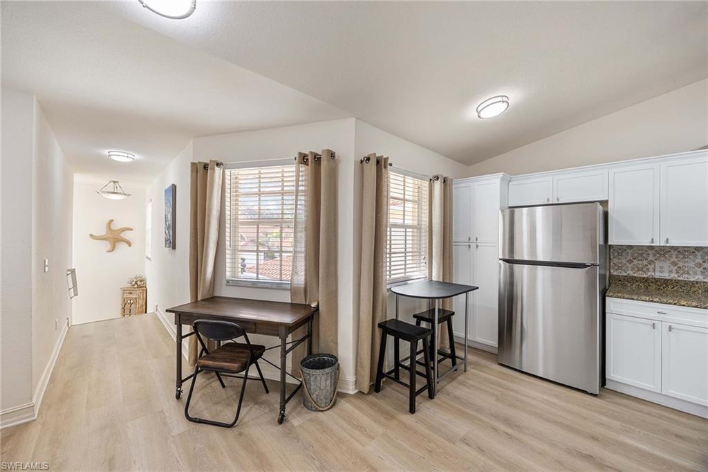 SAPPHIRE LAKES - Residential Lease
