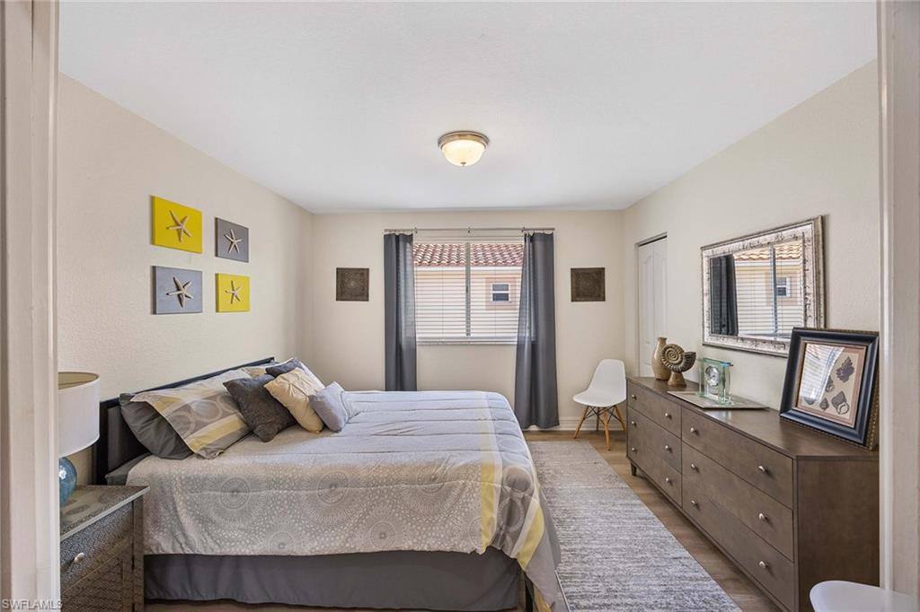 SAPPHIRE LAKES - Residential Lease