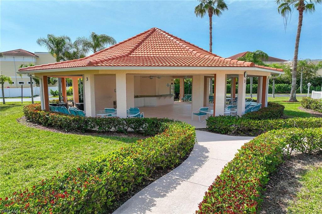 SAPPHIRE LAKES - Residential Lease