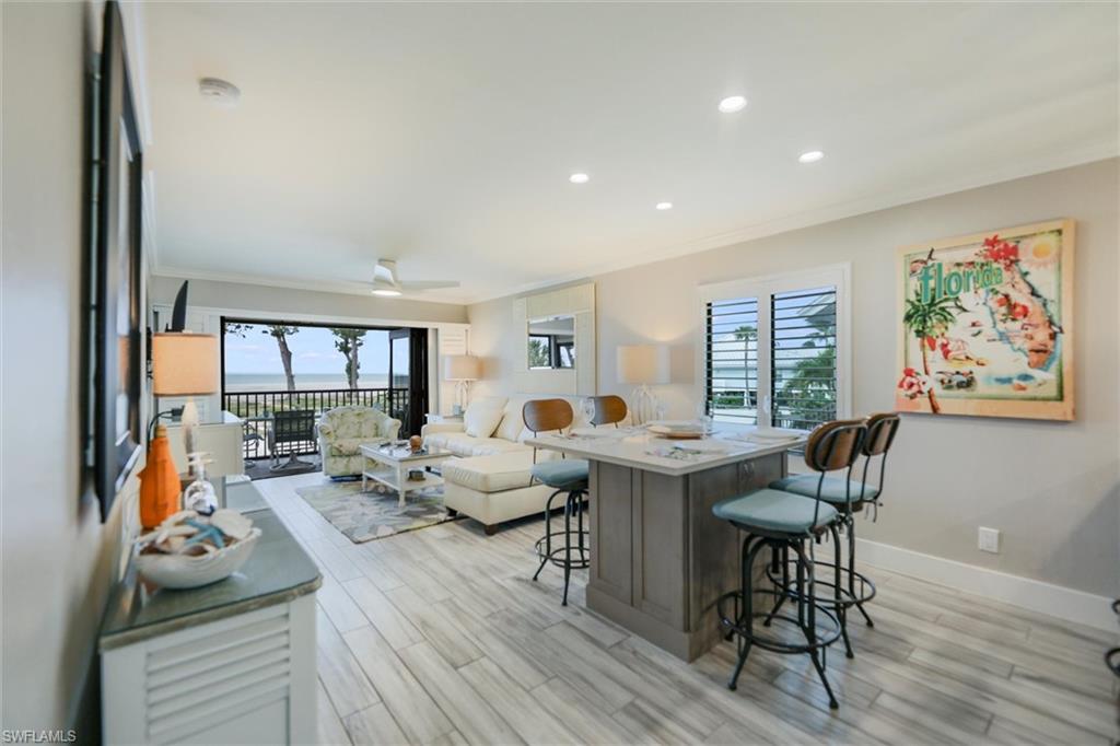BEACH COTTAGES - Residential