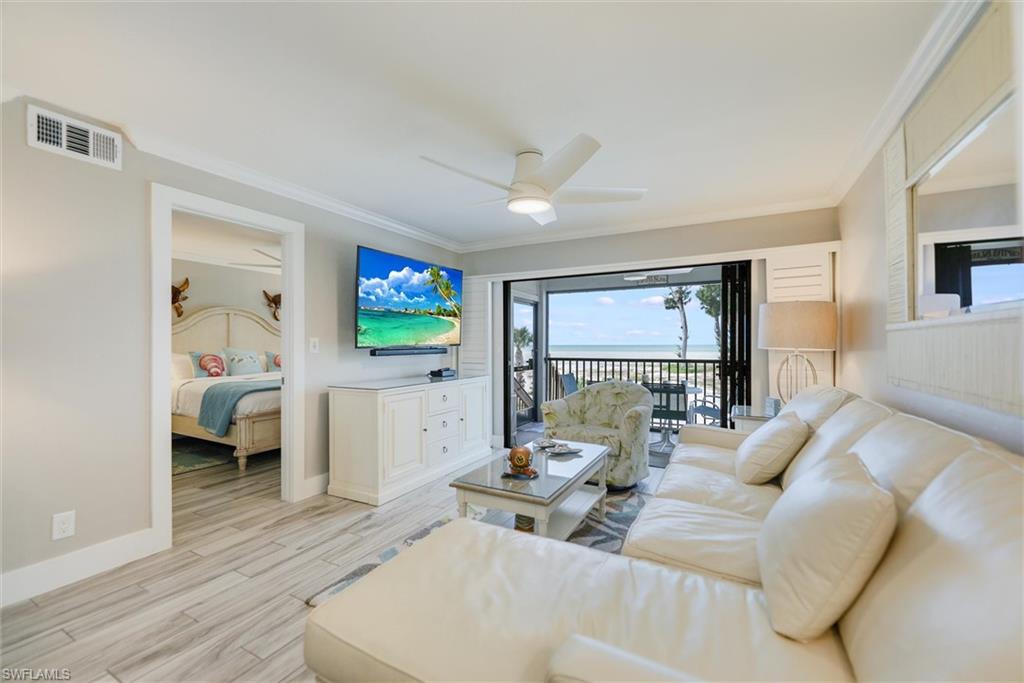 BEACH COTTAGES - Residential