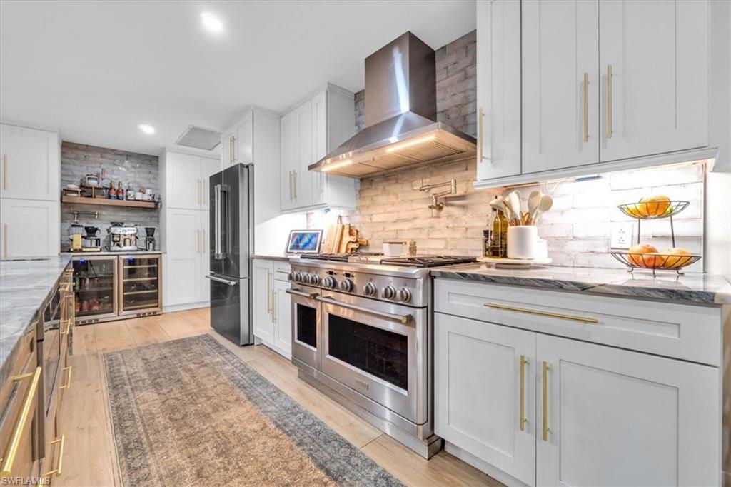 RIDGEWOOD - Residential