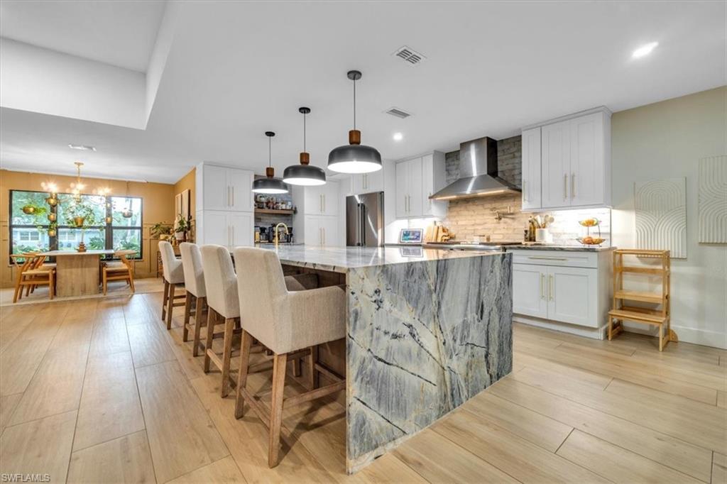 RIDGEWOOD - Residential