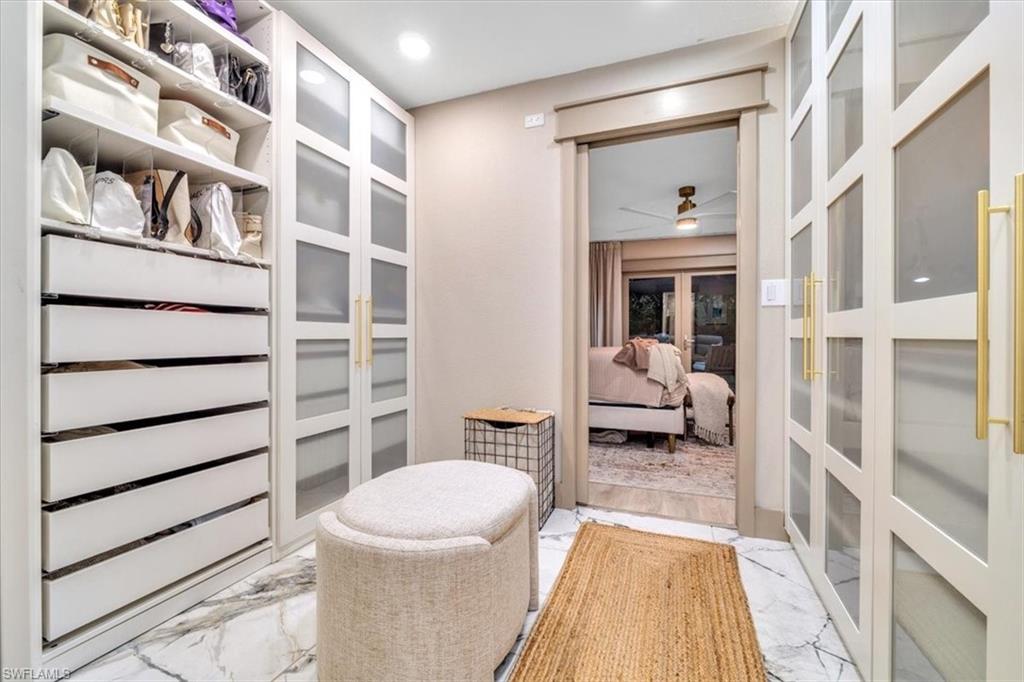 RIDGEWOOD - Residential