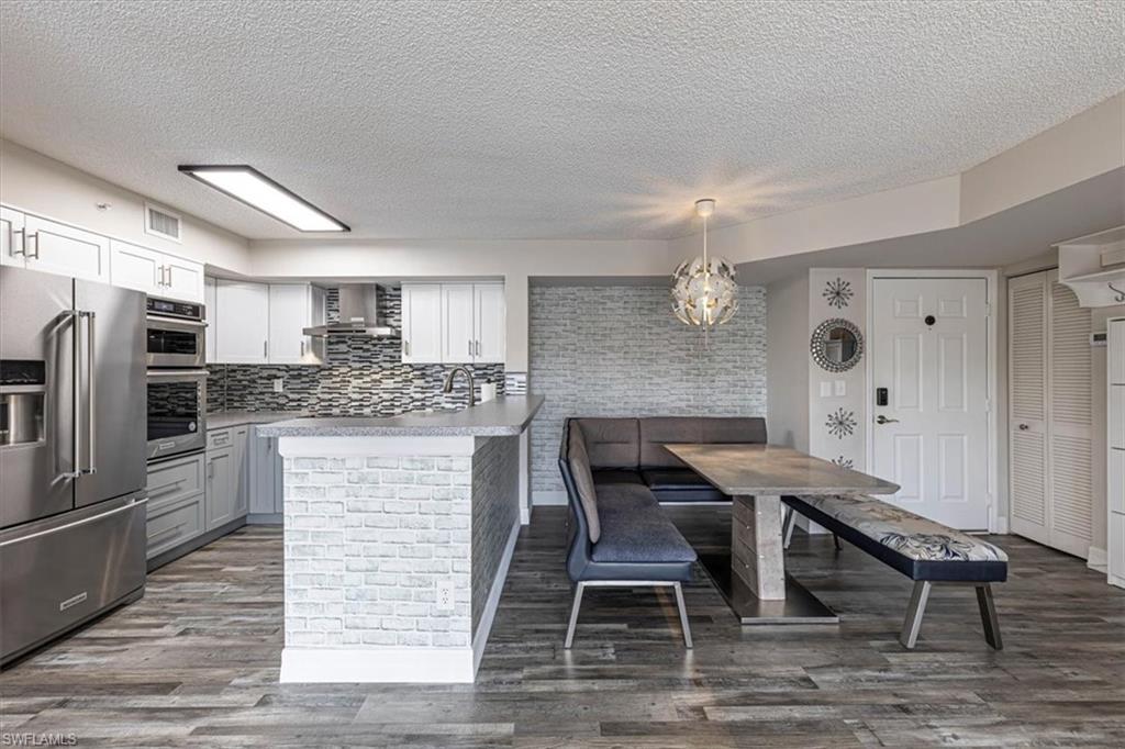 THE ENCLAVE AT NAPLES - Residential