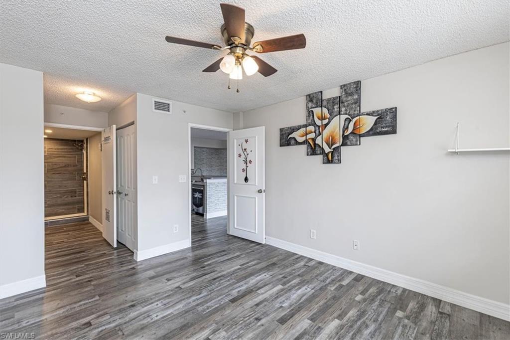 THE ENCLAVE AT NAPLES - Residential