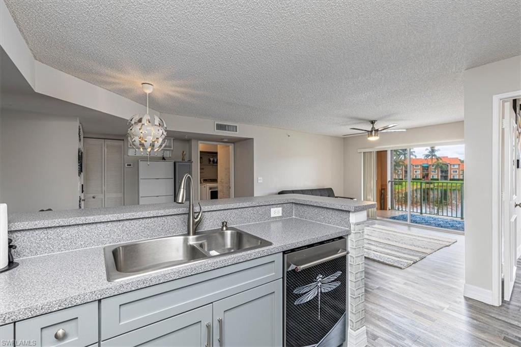 THE ENCLAVE AT NAPLES - Residential