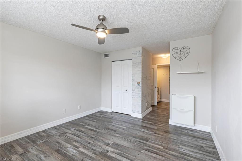 THE ENCLAVE AT NAPLES - Residential