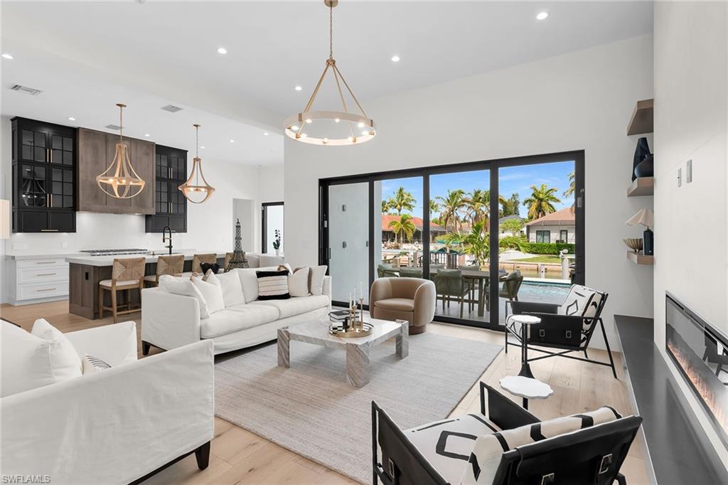 MARCO ISLAND - Residential