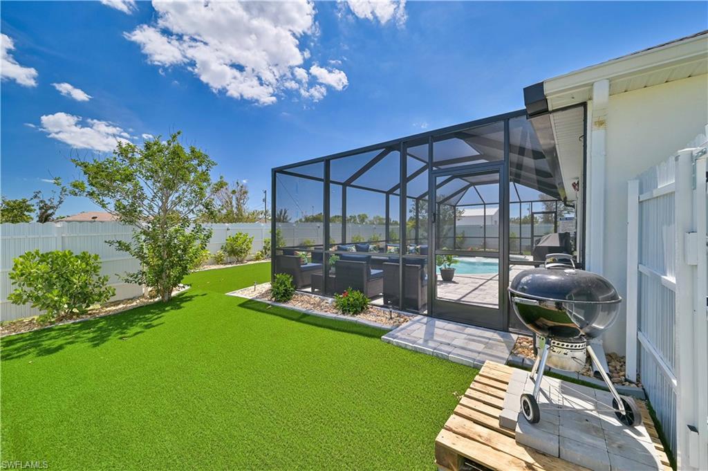 CAPE CORAL - Residential