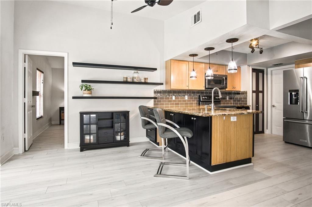 RIVER REACH - Residential