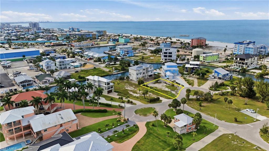 ISLAND SHORES - Land