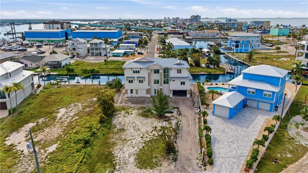 ISLAND SHORES - Land