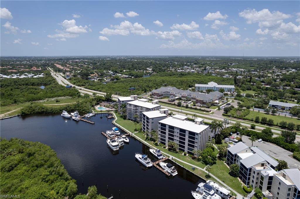 PARKWAY CONDO - Residential
