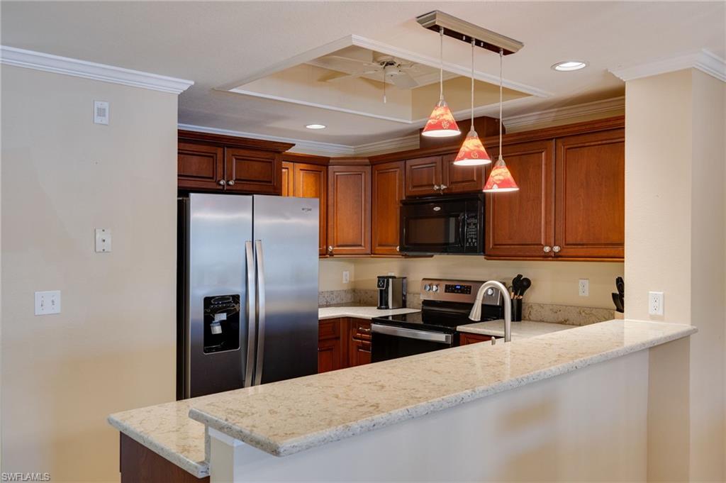 PARKWAY CONDO - Residential