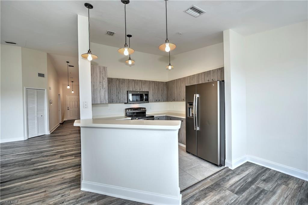 BANYAN TRACE - Residential