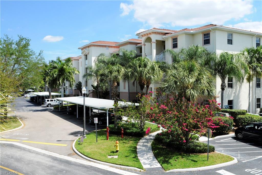 BANYAN TRACE - Residential