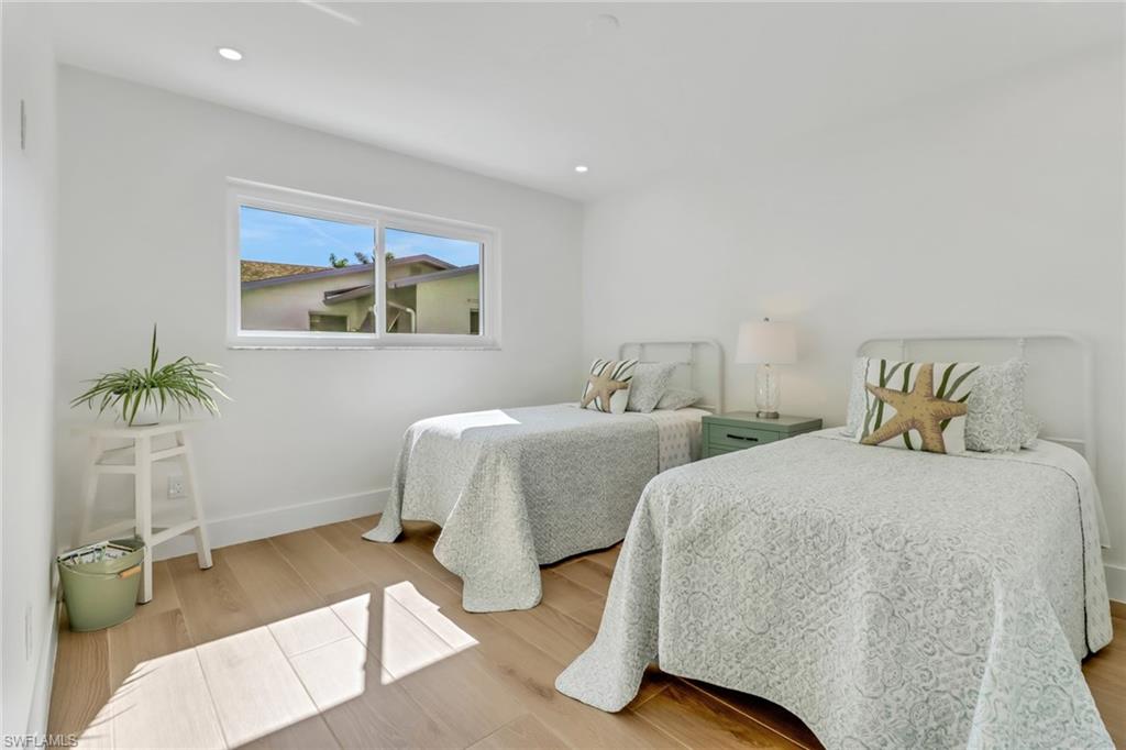 BONITA SHORES - Residential