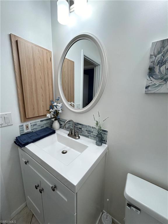 CLUB AT CRYSTAL LAKE CONDOMINIUM - Residential