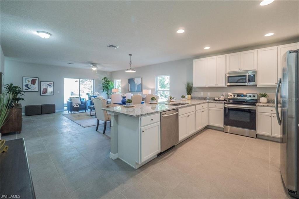 CAPE CORAL - Residential Lease