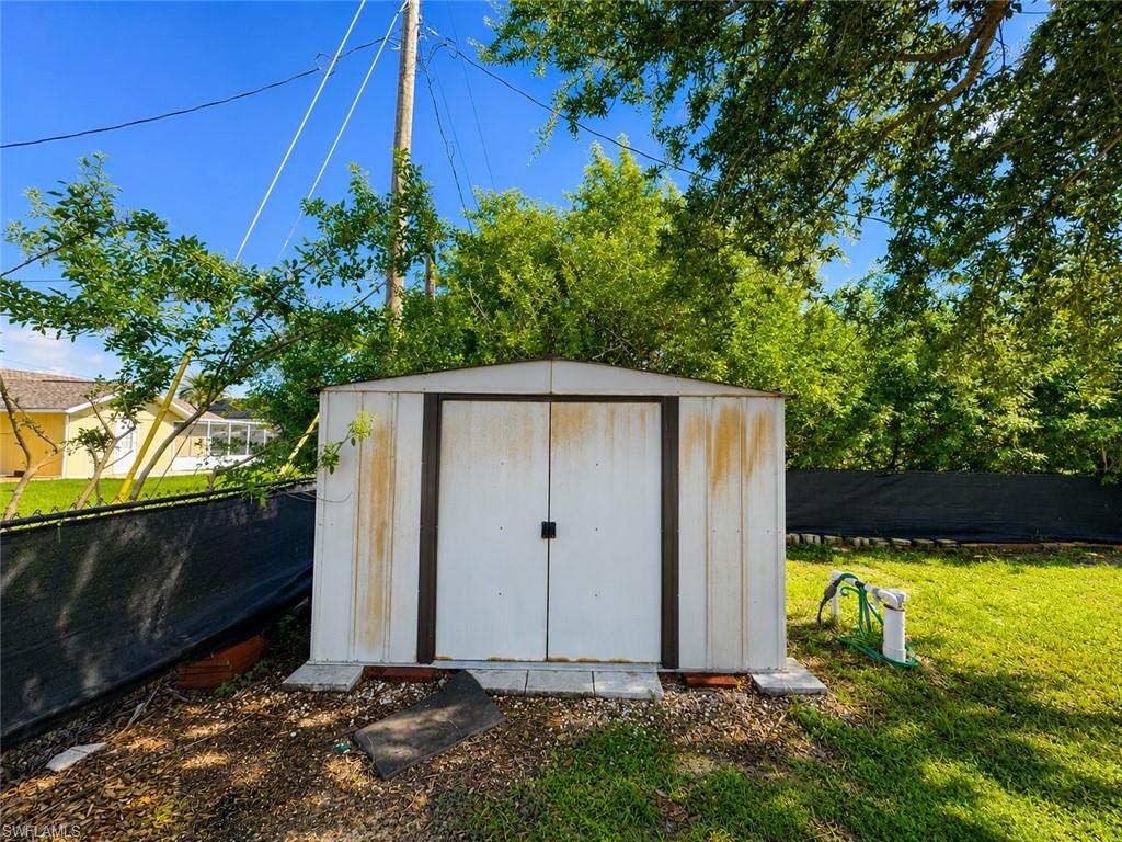CAPE CORAL - Residential Lease