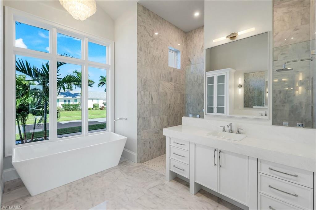 MARCO ISLAND - Residential