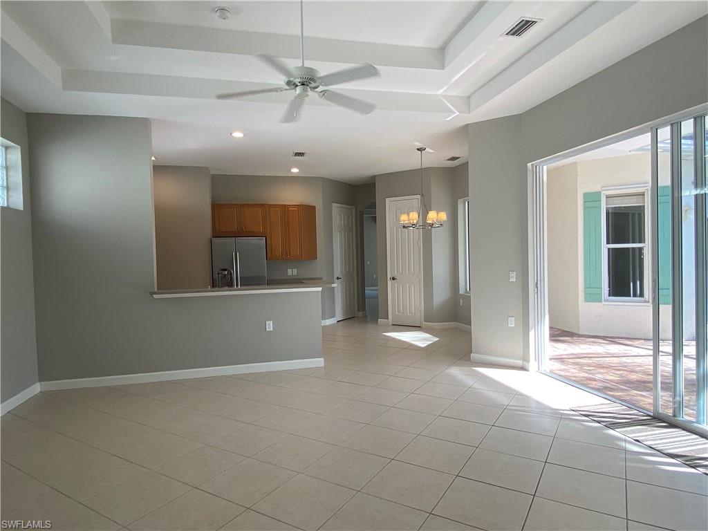 BOCA BAY - Residential