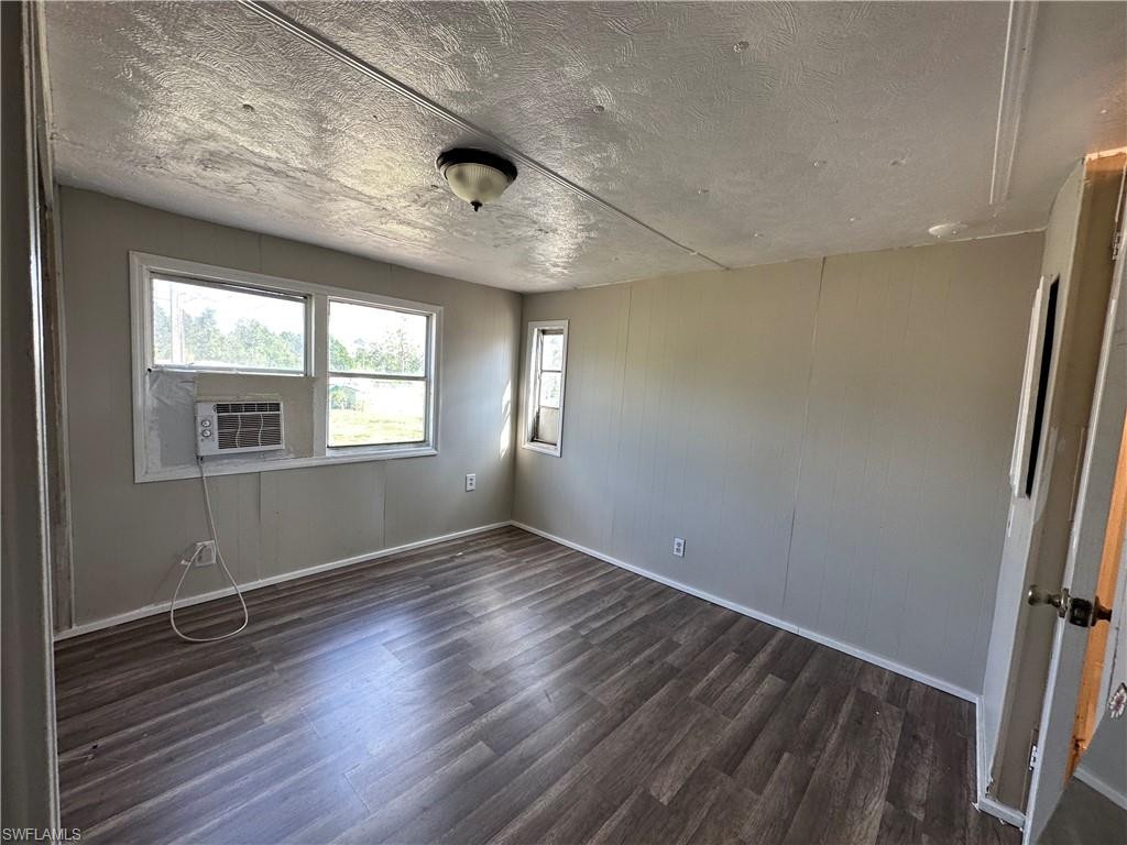 NORTH FORT MYERS - Residential Lease