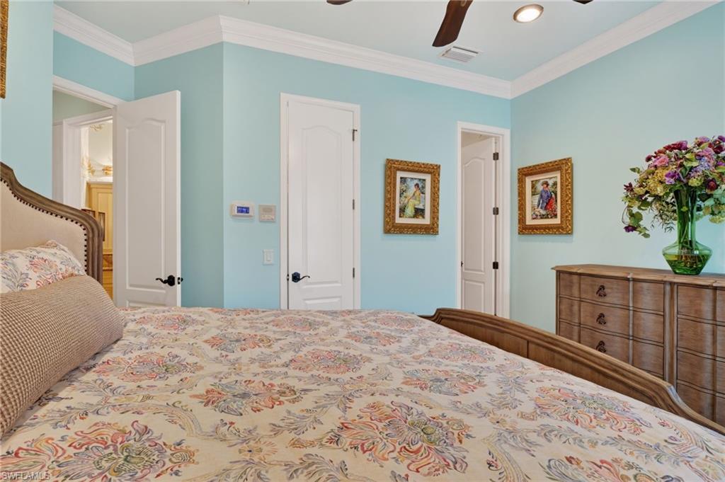 COUNTRY CLUB - Residential
