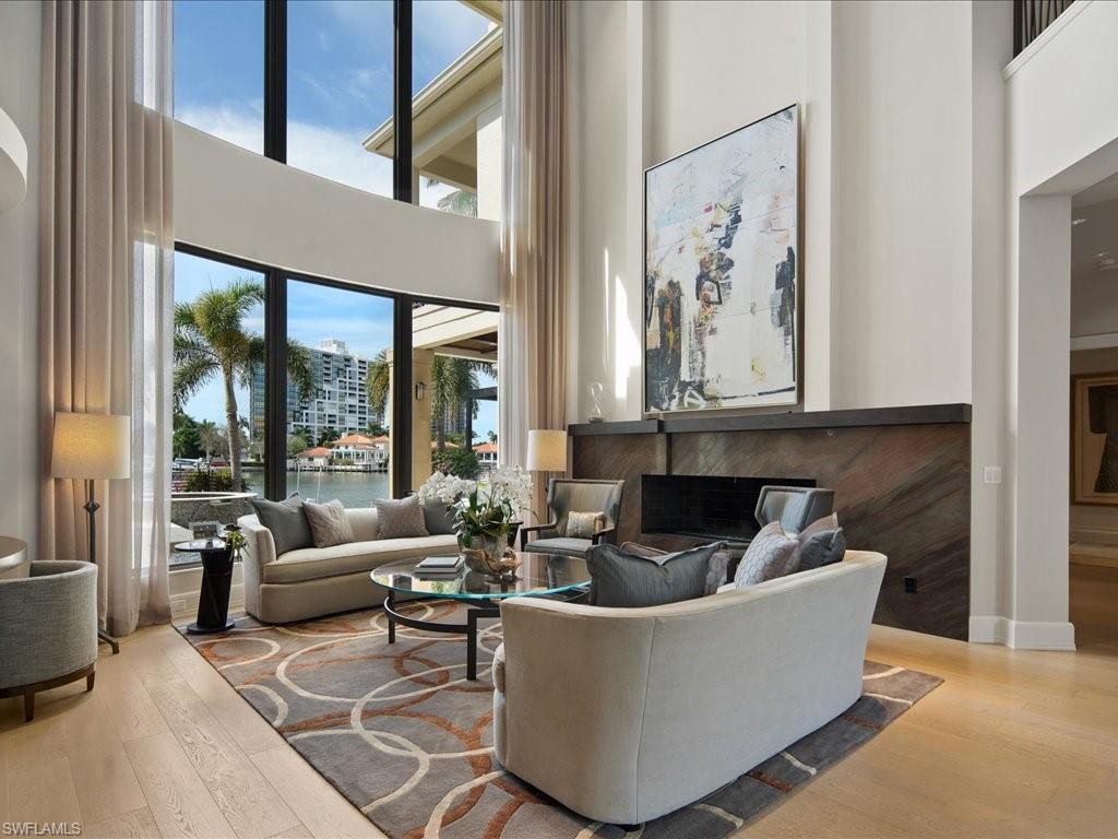 PARK SHORE - Residential