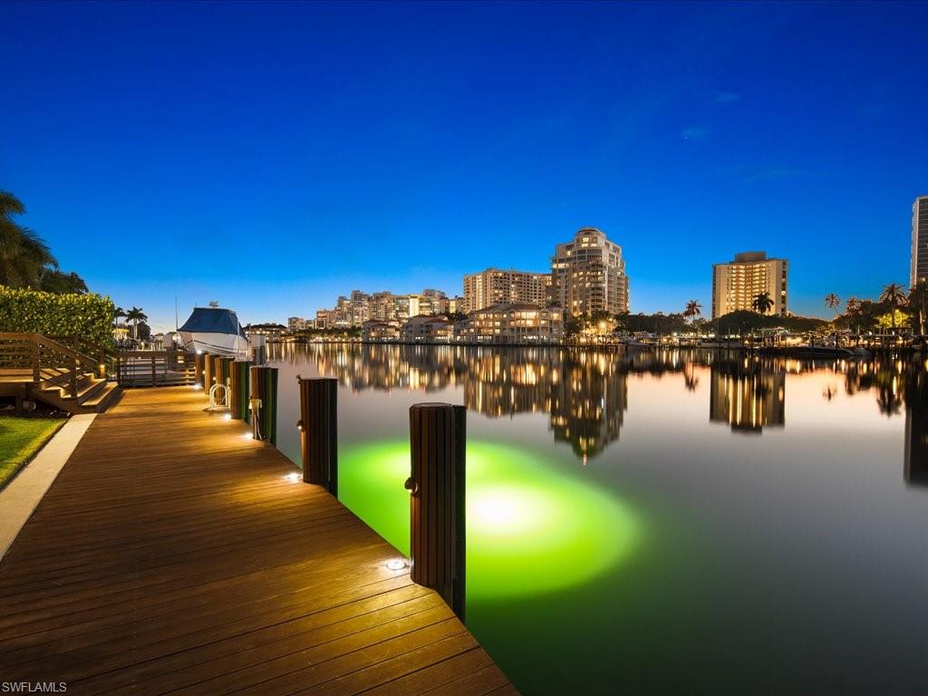 PARK SHORE - Residential