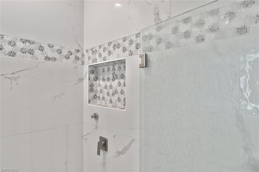 ASHBURY - Residential