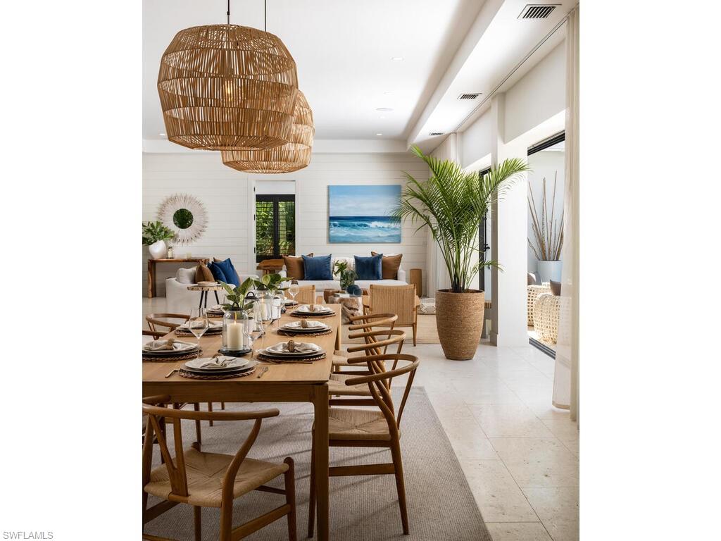 SABRE CAY - Residential