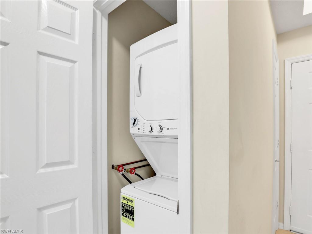 ARBOR TRACE - Residential